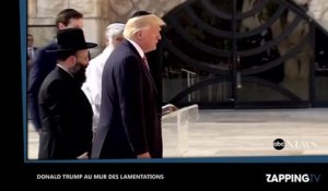 Jérusalem : Donald Trump prie au Mur des Lamentations et place un vœu entre les pierres (Vidéo)