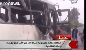 Attentat en Égypte : Les images chocs du bus attaqué par les terroristes (Vidéo)