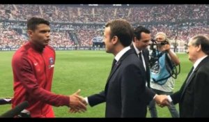 Emmanuel Macron sifflé au Stade de France avant Angers-PSG (vidéo)