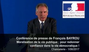 François Bayrou, pour redonner confiance dans la vie démocratique - Chancellerie - 010617