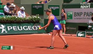 Roland-Garros 2017 : La volée bien sentie de Martic face à Svitolina ! (4-6, 2-2)