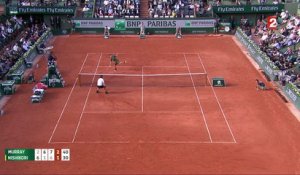 Roland-Garros 2017 : Enorme point de Murray pour breaker Nishikori ! (2-6, 6-1, 7-6, 2-1)