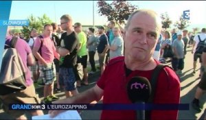 Eurozapping : les salariés de Volkswagen en grève, fin de la préférence nationale en Suisse