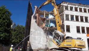 VIDEO. Tours : démolition de l'ancien lycée Sainte-Marguerite