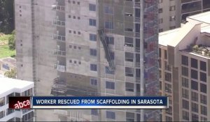 USA : Les habitants de Sarasota retiennent leur souffle lors du sauvetage incroyable d'un travailleur bloqué au 10e étag