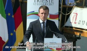 Réfugiés: "la France n'a pas toujours pris sa part", dit Macron