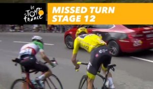 Froome et Aru manquent un virage / missed a turn - Étape 12 / Stage 12 - Tour de France 2017