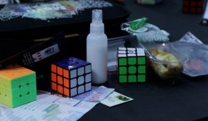 Trois méthodes pour réussir un Rubik's Cube