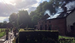 Flobecq: une maison détruite par le feu