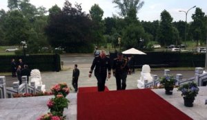 Les images du prince Laurent avec la délégation chinoise