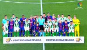 Barça - L'hommage aux victimes des attentats en Catalogne