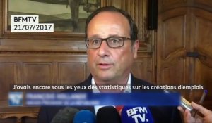 Les cartes postales de François Hollande : comment l'ancien président s'est fait remarquer cet été