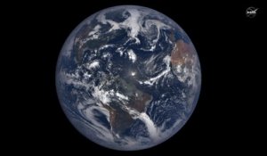 L'éclipse du 21 août 2017 vue de l'espace