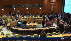 ONU: 50 pays signent un traité symbolique interdisant l'arme atomique