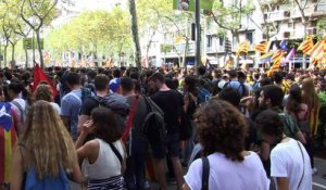 Catalogne: les étudiants dans la rue, appels au civisme