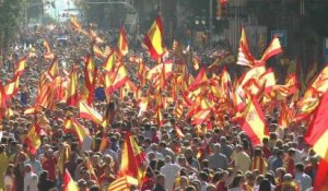 Barcelone : entre 350.000 et 950.000 manifestants contre l'indépendance de la Catalogne