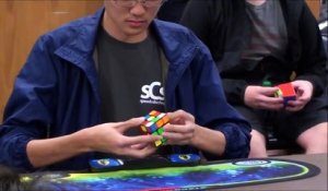 Nouveau record du monde de Rubik's Cube en 4,59 secondes