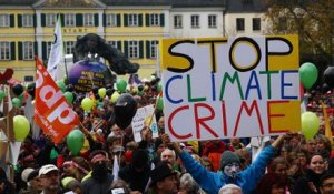 Manifestation à Bonn avant la COP23