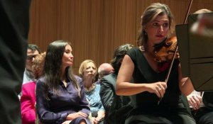 A New York, un chef d'orchestre mélange son public aux musiciens