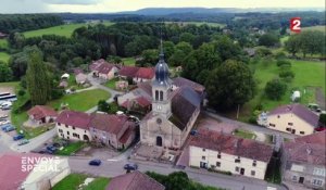 Comment le maire des Voivres, dans les Vosges, repeuple sa commune