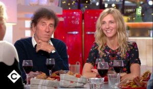 Alain Souchon et Sandrine Kiberlain au dîner - C à Vous - 23/11/2017