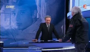 Michel Drucker excédé par "les spécialistes de Johnny Hallyday" sur les plateaux télé qui ne l'ont même pas connu