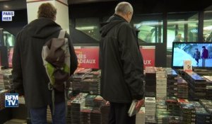 À deux jours de Noël, les retardataires se pressent dans les magasins