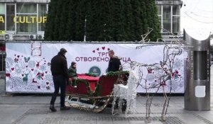Un sapin de Noël à 83.000 euros enflamme Belgrade
