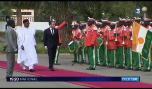 Armée : à Niamey, Emmanuel Macron réveillonne aux côtés des militaires