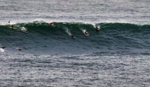 Adrénaline - Surf : Une grosse vague à la rame ce jeudi à Belharra pour le surfeur portugais Alex Botelho