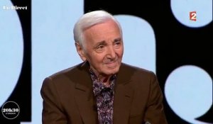 Pour Charles Aznavour, "on pourrait faire un tri" entre les migrants pour garder "les gens utiles"
