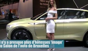 Presque plus d'hôtesses 'image' au Salon de l'auto de Bruxelles