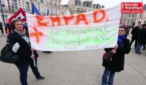 VIDEO. Poitiers : le personnel des EHPAD manifeste