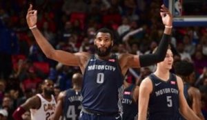 Block of the Night: Andre Drummond