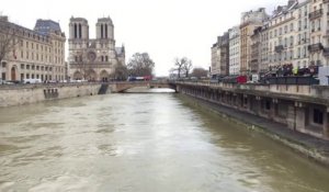 Les images de la lente décrue à Paris