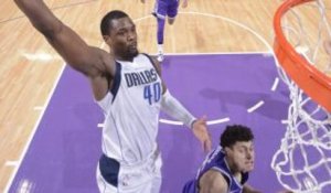 NBA : Les Mavs se relancent contre Sacramento