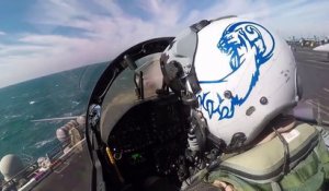 Décollage d'un porte-avion vu de la place du pilote d'avion de chasse ! USS Theodore Roosevelt
