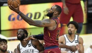 NBA : LeBron James sort le grand jeu contre Brooklyn