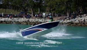 Un homme KO à l’avant d’un speedboat