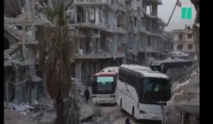 Les images des évacuations de combattants et civils dans la Ghouta orientale