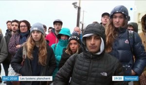 Bac 2018 : épreuve de surf pour des lycéens à Anglet