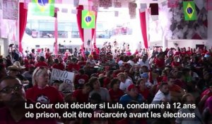 Des Brésiliens manifestent en soutien au candidat Lula