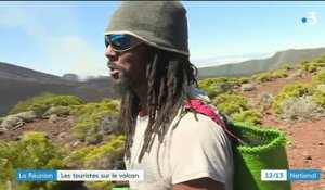 La Réunion : les touristes sur le piton de la Fournaise
