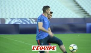 Ben Arfa avec le groupe avant la finale - Foot - Coupe - PSG