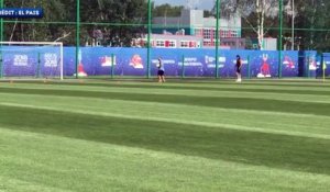 L'entraînement léger de Edinson Cavani