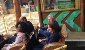 Mathieu Michel et Isabelle Kibassa Maliba testent le  Tiki Waka à Walibi