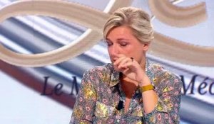 Invitée du Tube de Canal Plus, Anne-Elisabeth Lemoine craque sur le plateau et fond en larmes