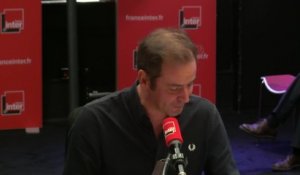 L'Elysée tombe en ruines, sauvons-le en achetant des porte-clés - Tanguy Pastureau maltraite l'info