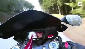 Un motard perd le contrôle de sa moto dans un virage !