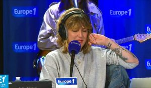 Clara Luciani interprète "La grenade" en live dans Bonjour la France